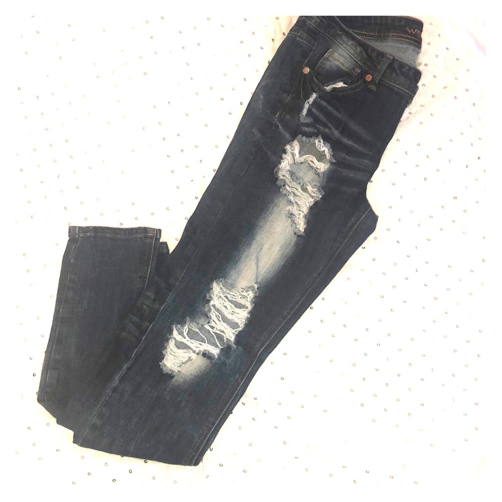 Distressed jeans (size 9)